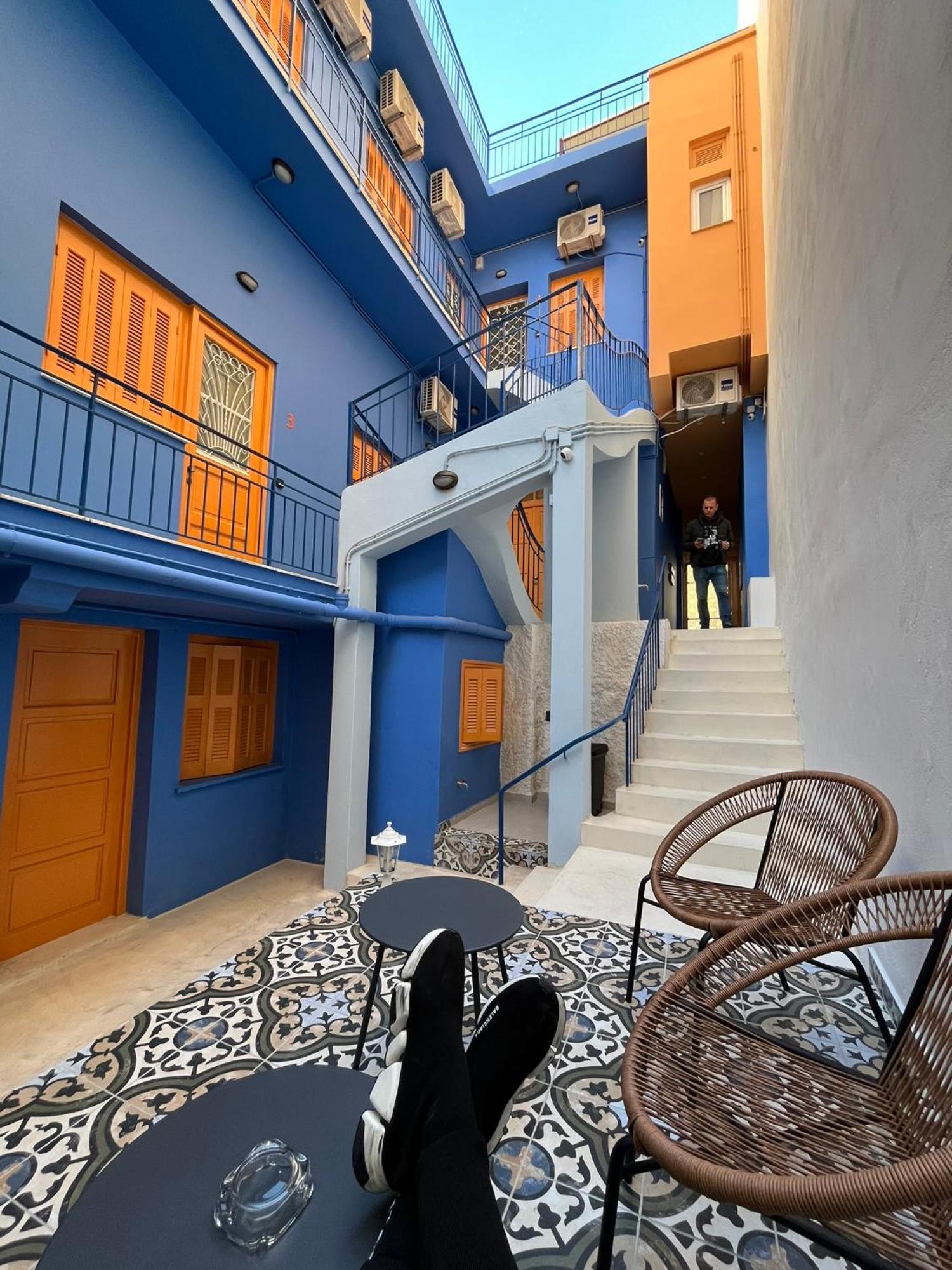 Aparthotel The Blue House Atene Esterno foto