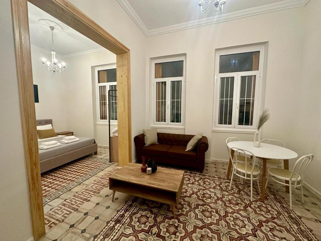 Aparthotel The Blue House Atene Esterno foto